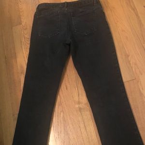 Skinny black mom jeans